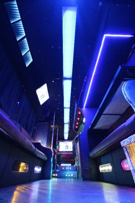 Fashion Bus