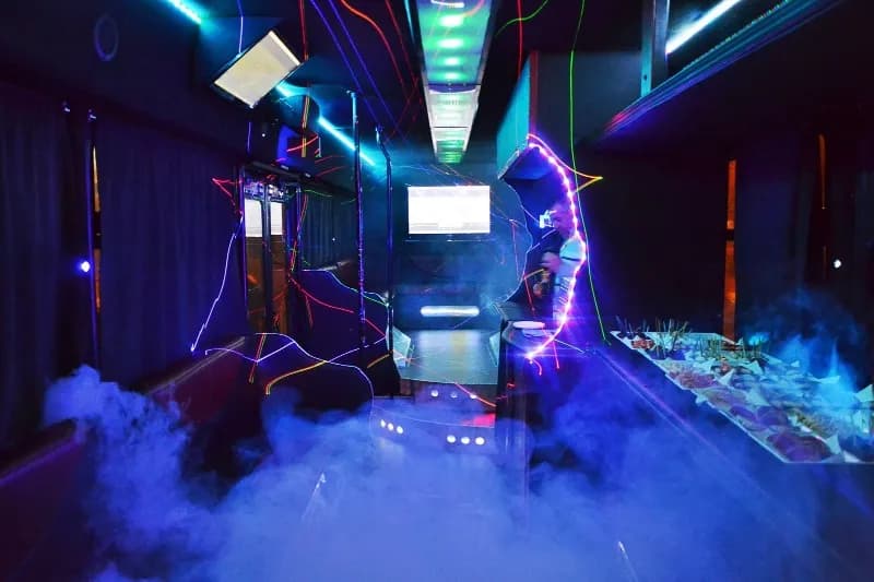 Fashion Bus