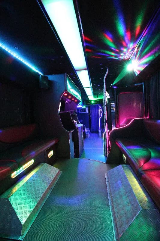 Fashion Bus
