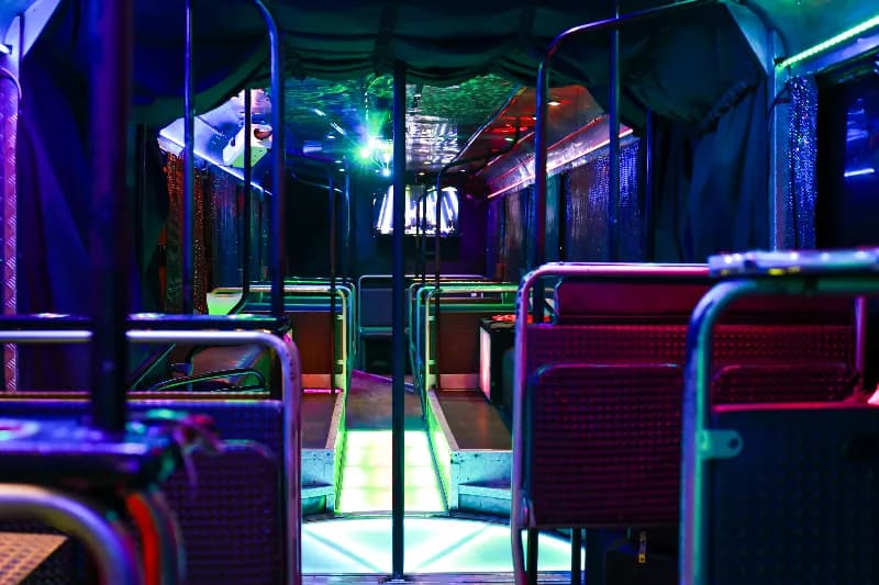 Fashion Bus