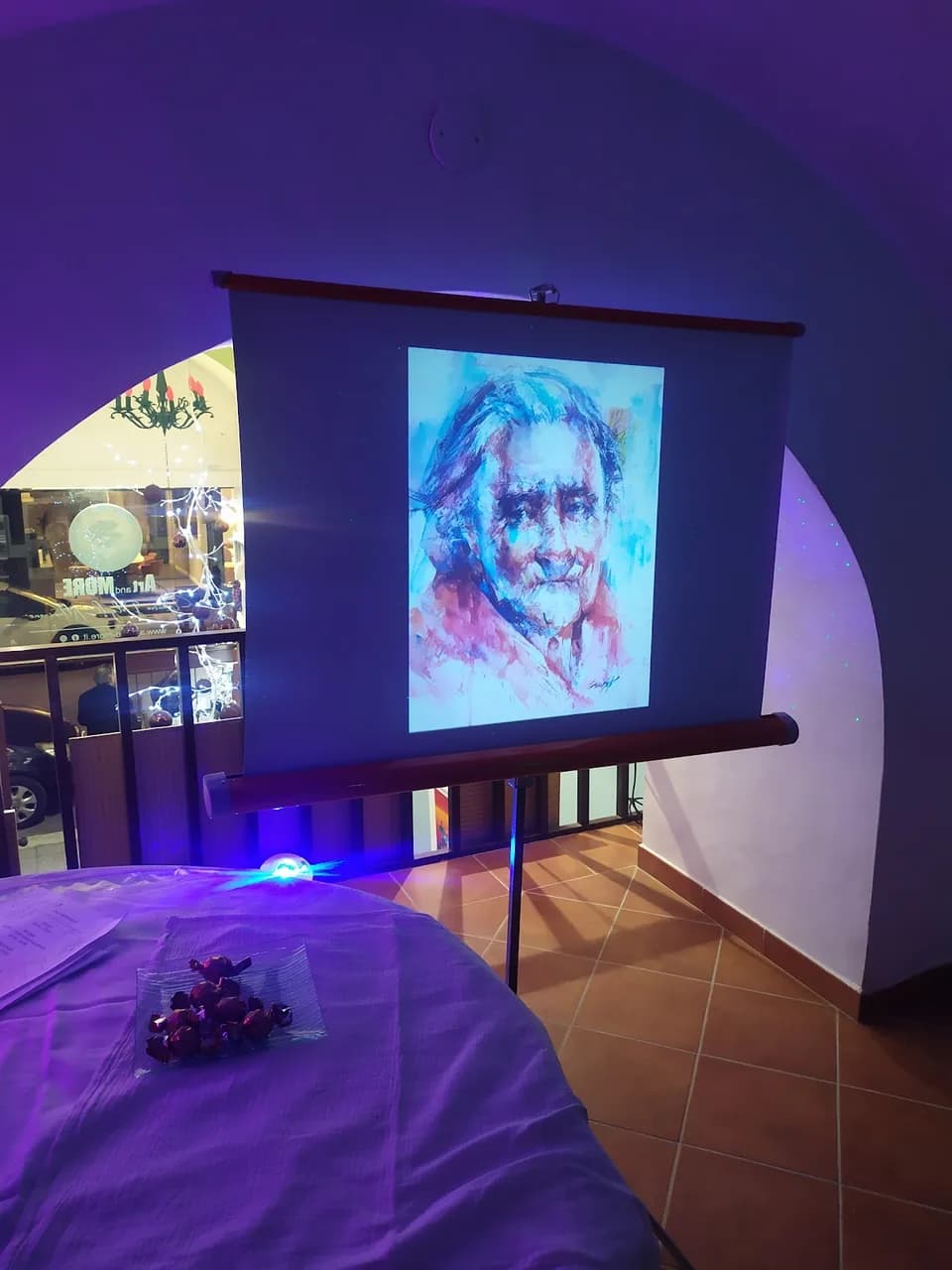 Art And More