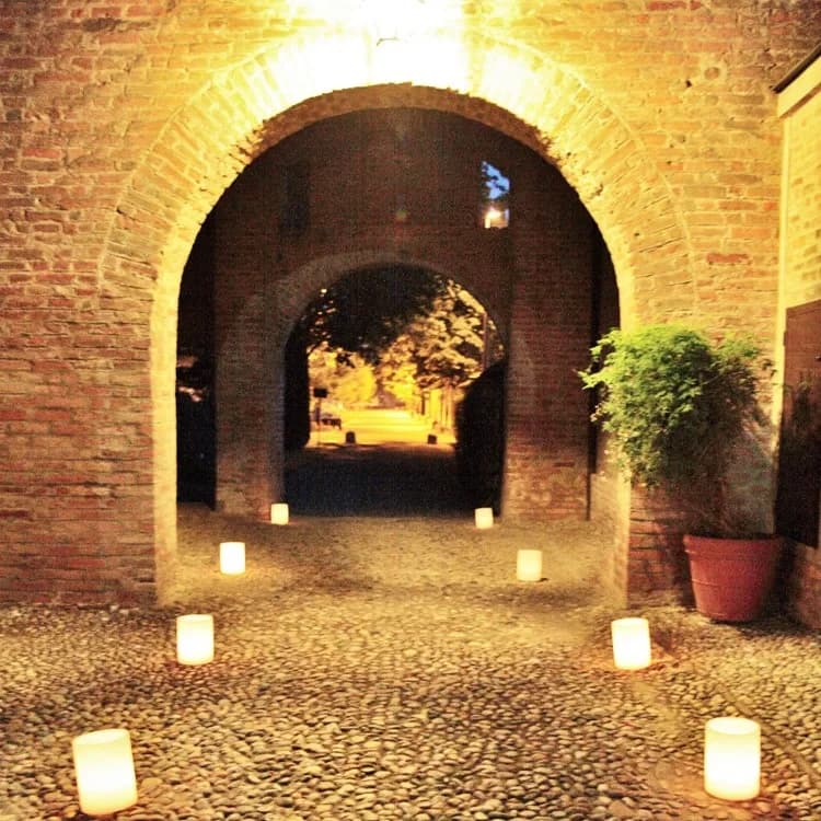 Castello Borromeo Di Camairago