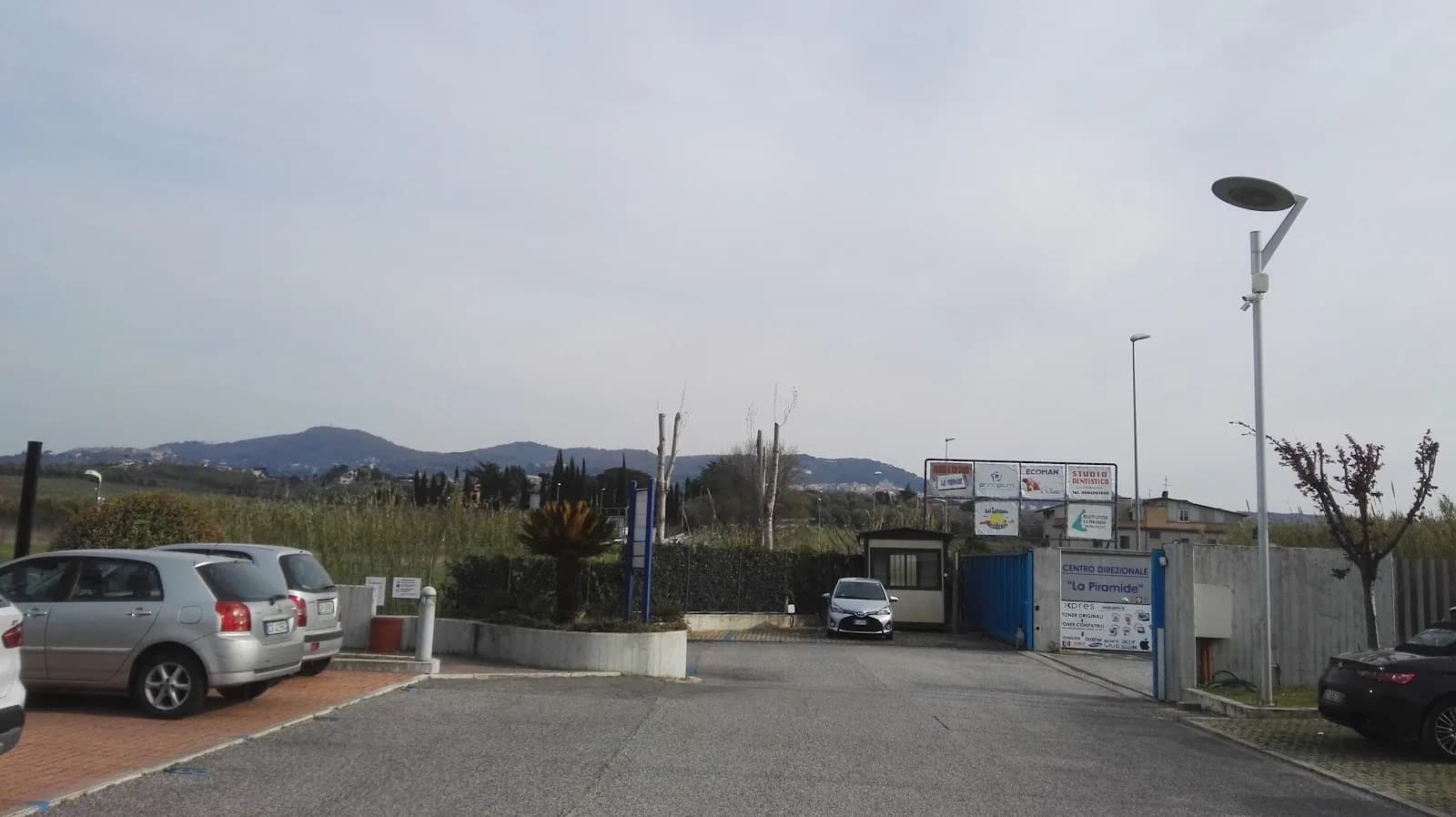Centro Direzionale La Piramide