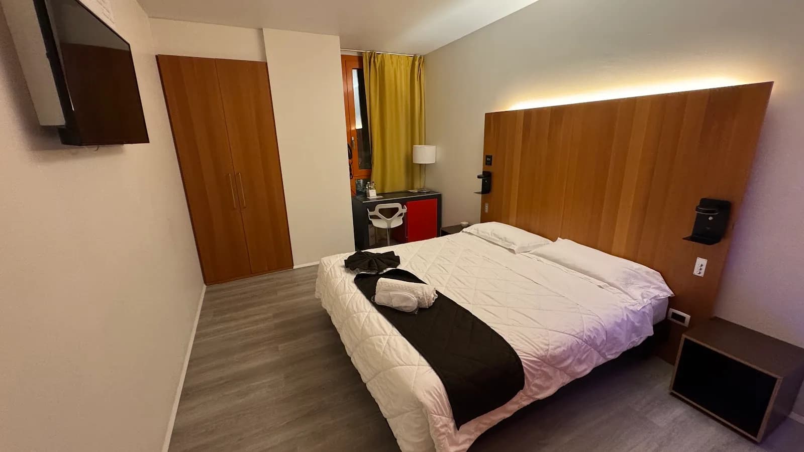 Ipoint Hotel