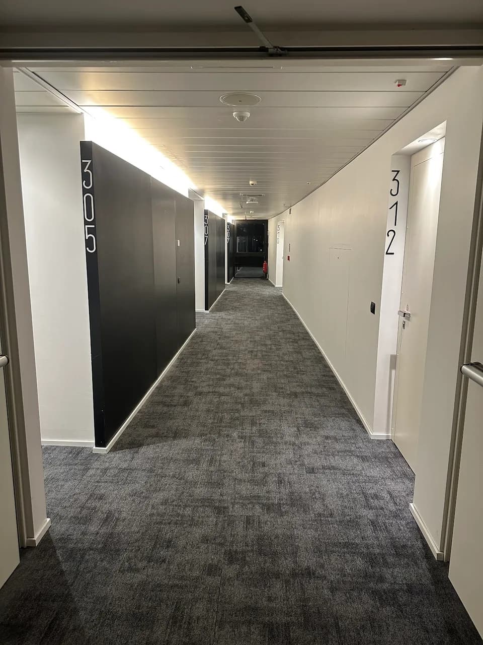 Ipoint Hotel