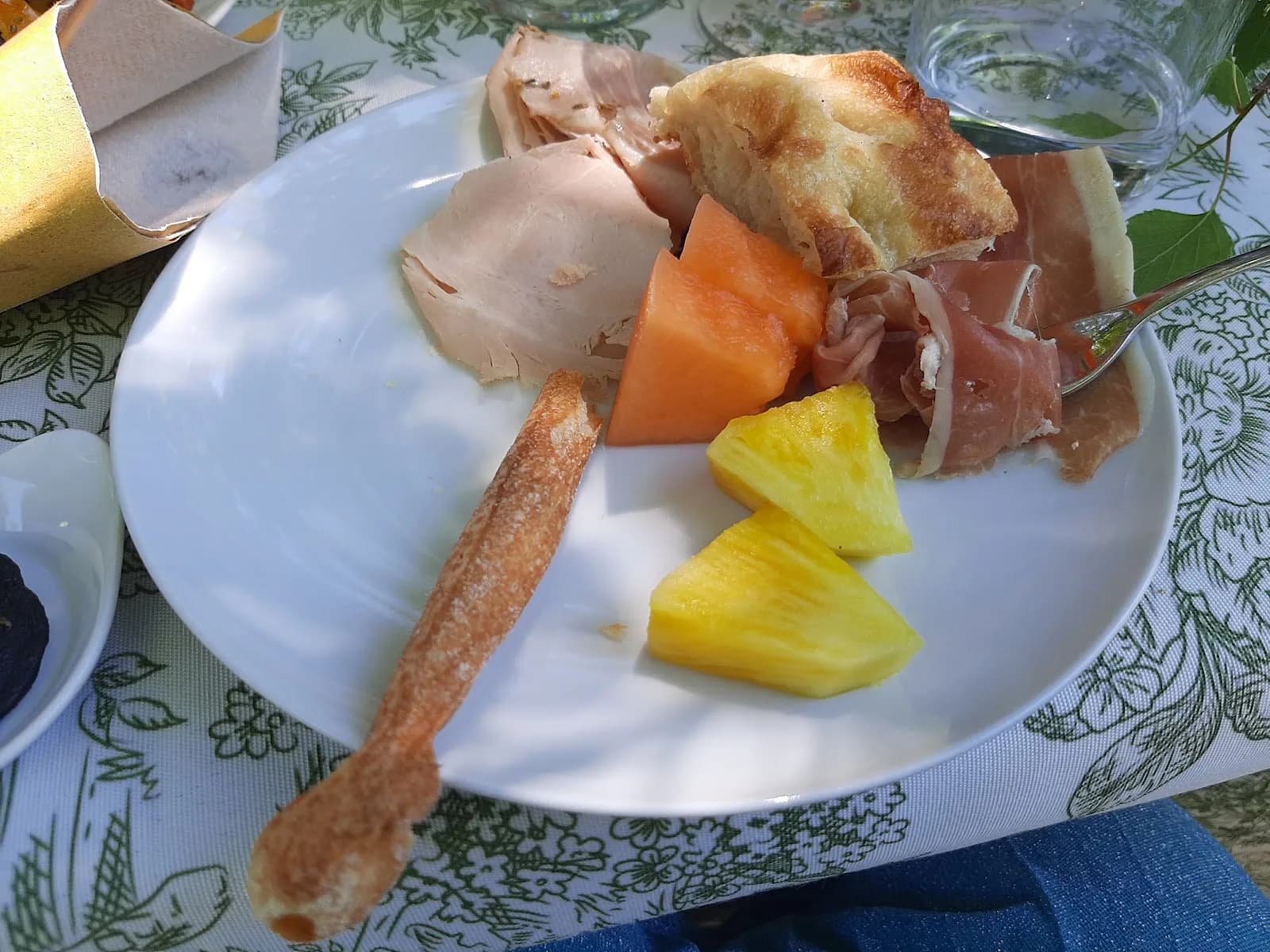 La Cucina Crema