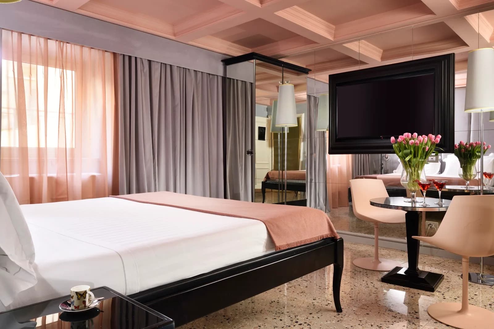 Leons Place Hotel