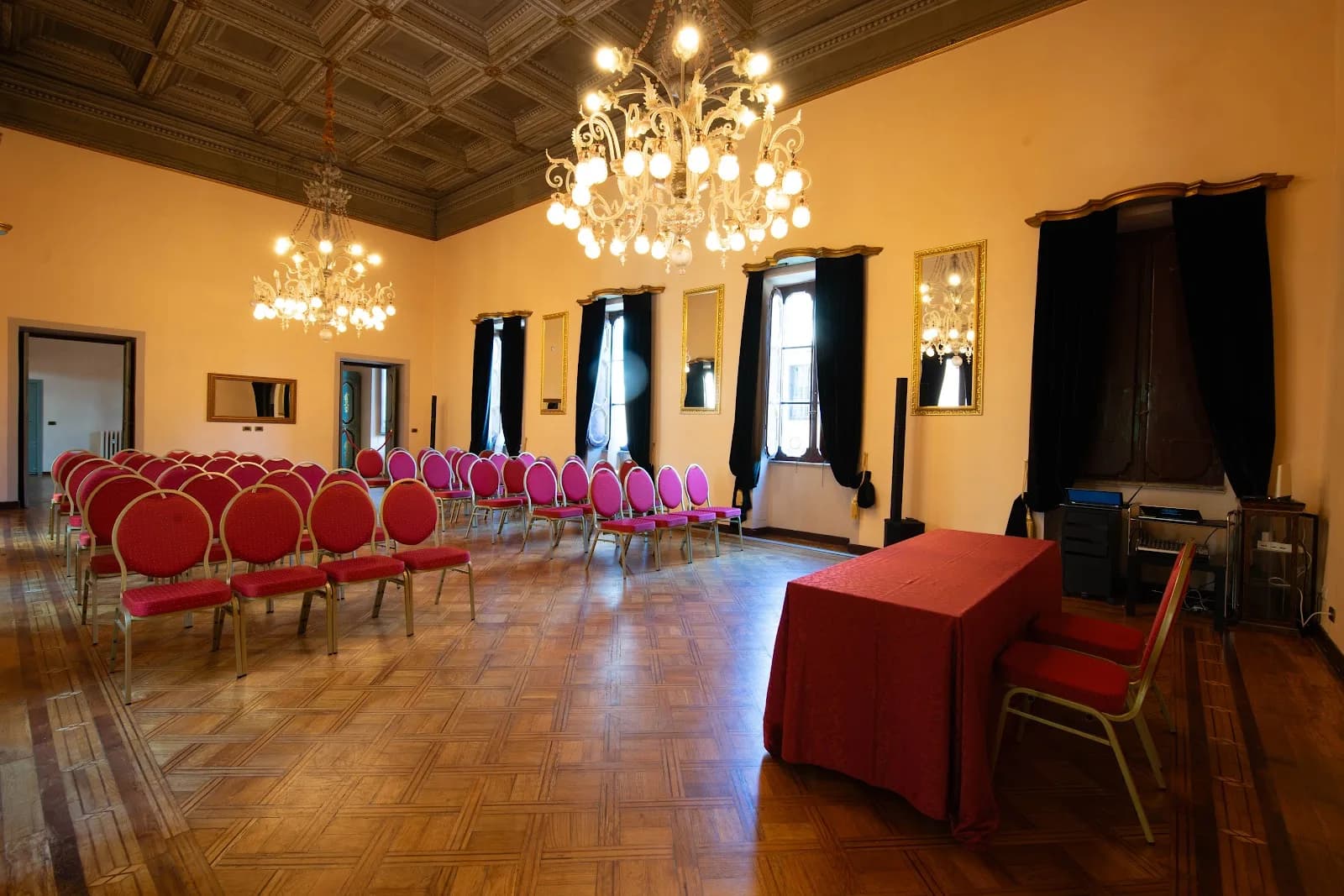 Palazzo Falletti Meeting Business