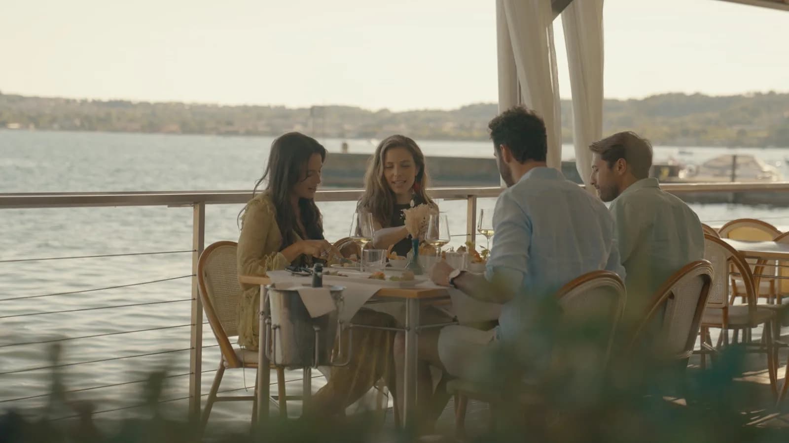 Prua Boat Rental