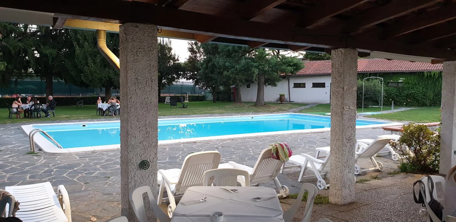 Sporting Club Garbagnate Events And Restaurant