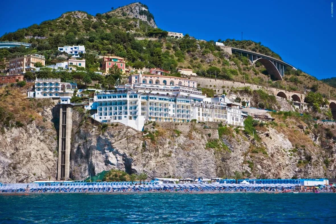 Lloyd's Baia Hotel