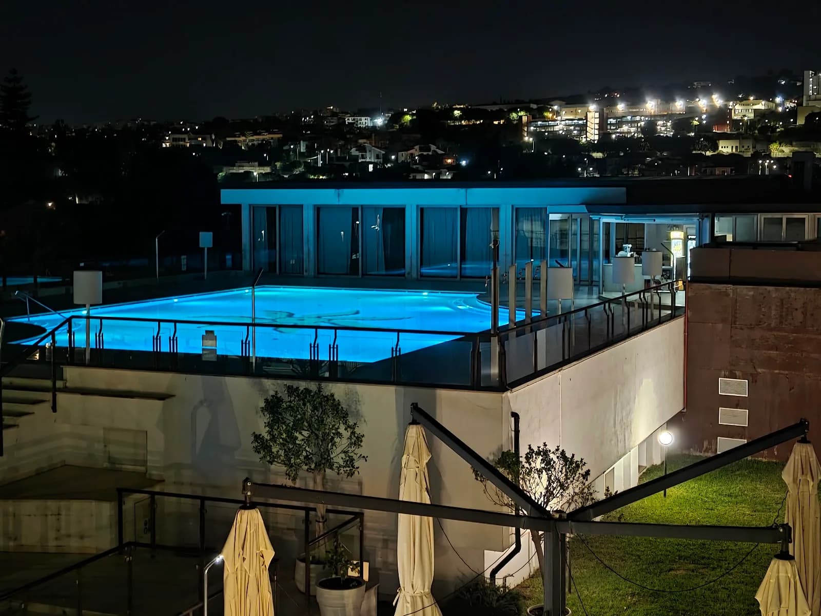 4 Spa Resort Hotel