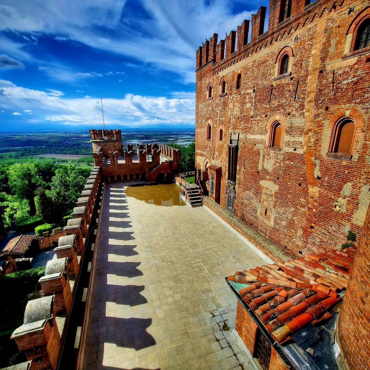 Castello Di Gabiano