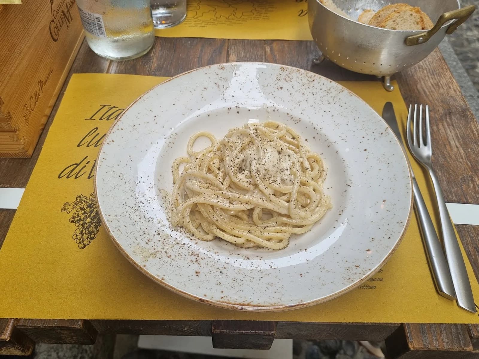 Degusteria
