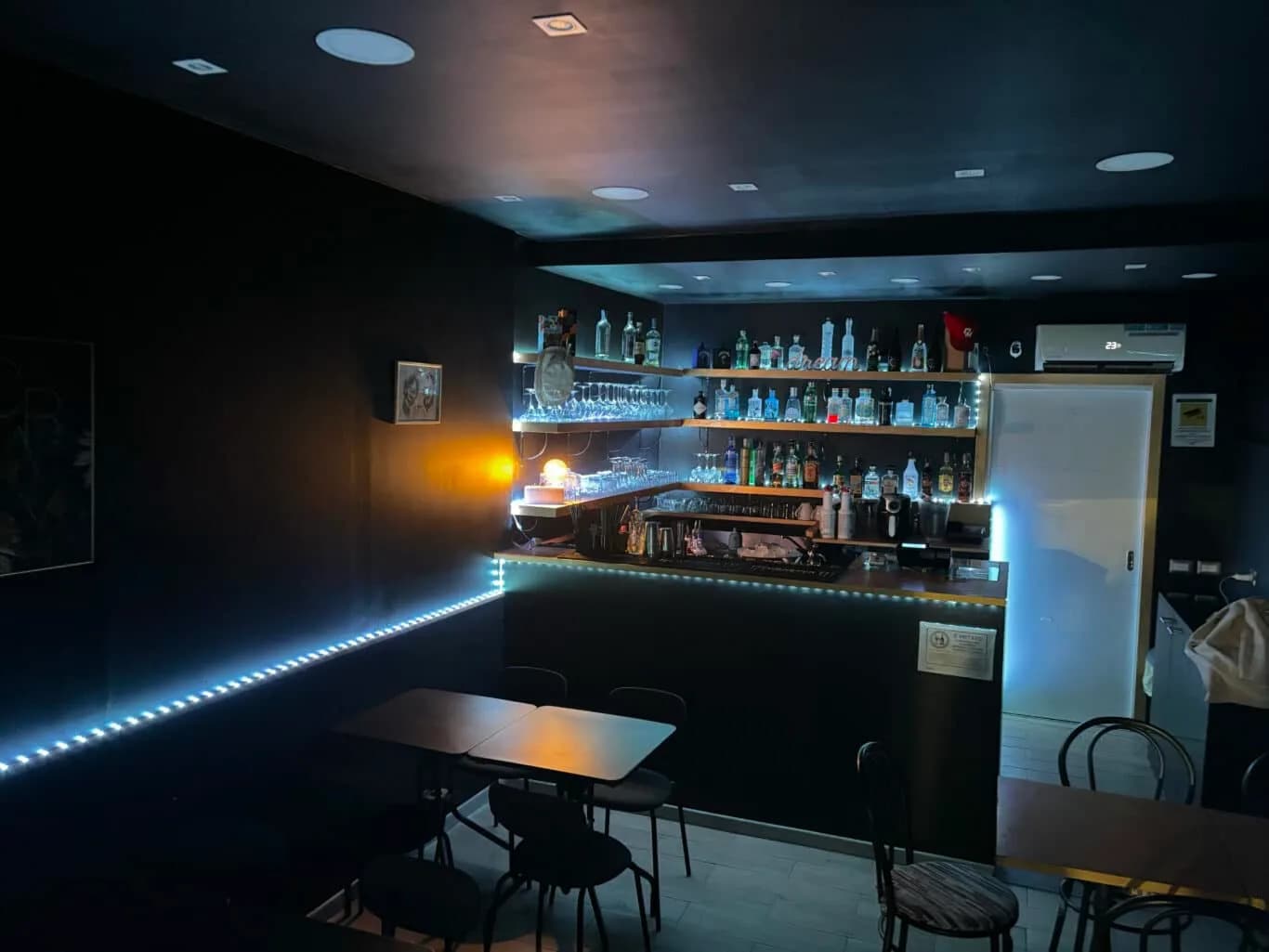 Dream Cocktail Bar