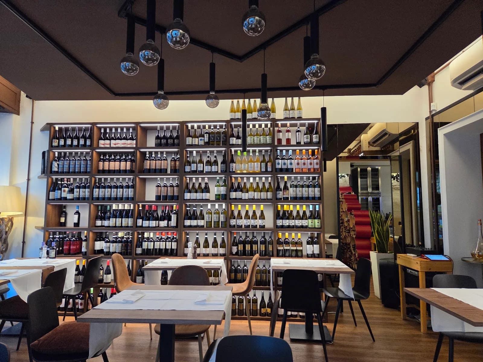 Evi Enoteca Veneta