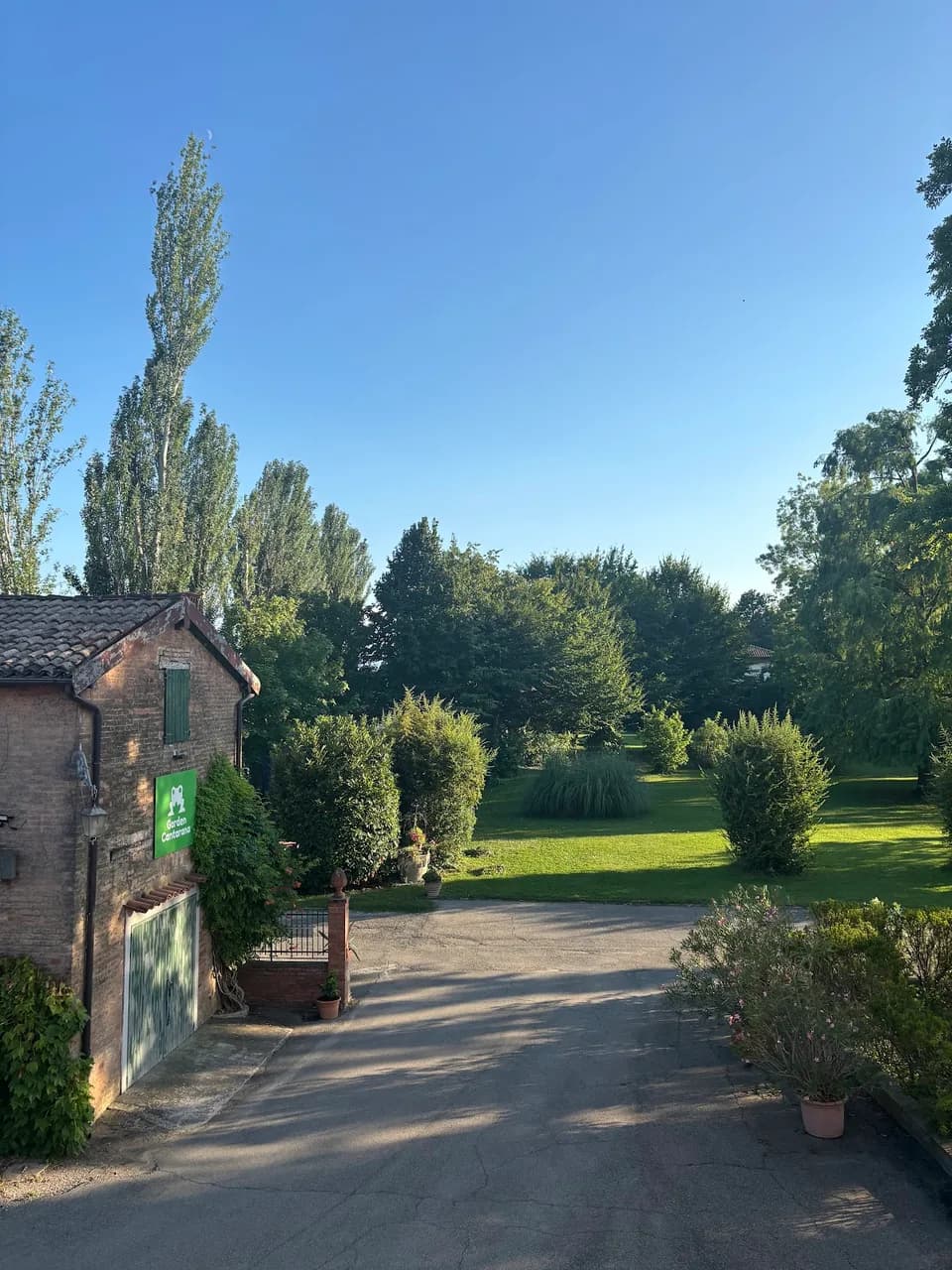 Garden Cantarana