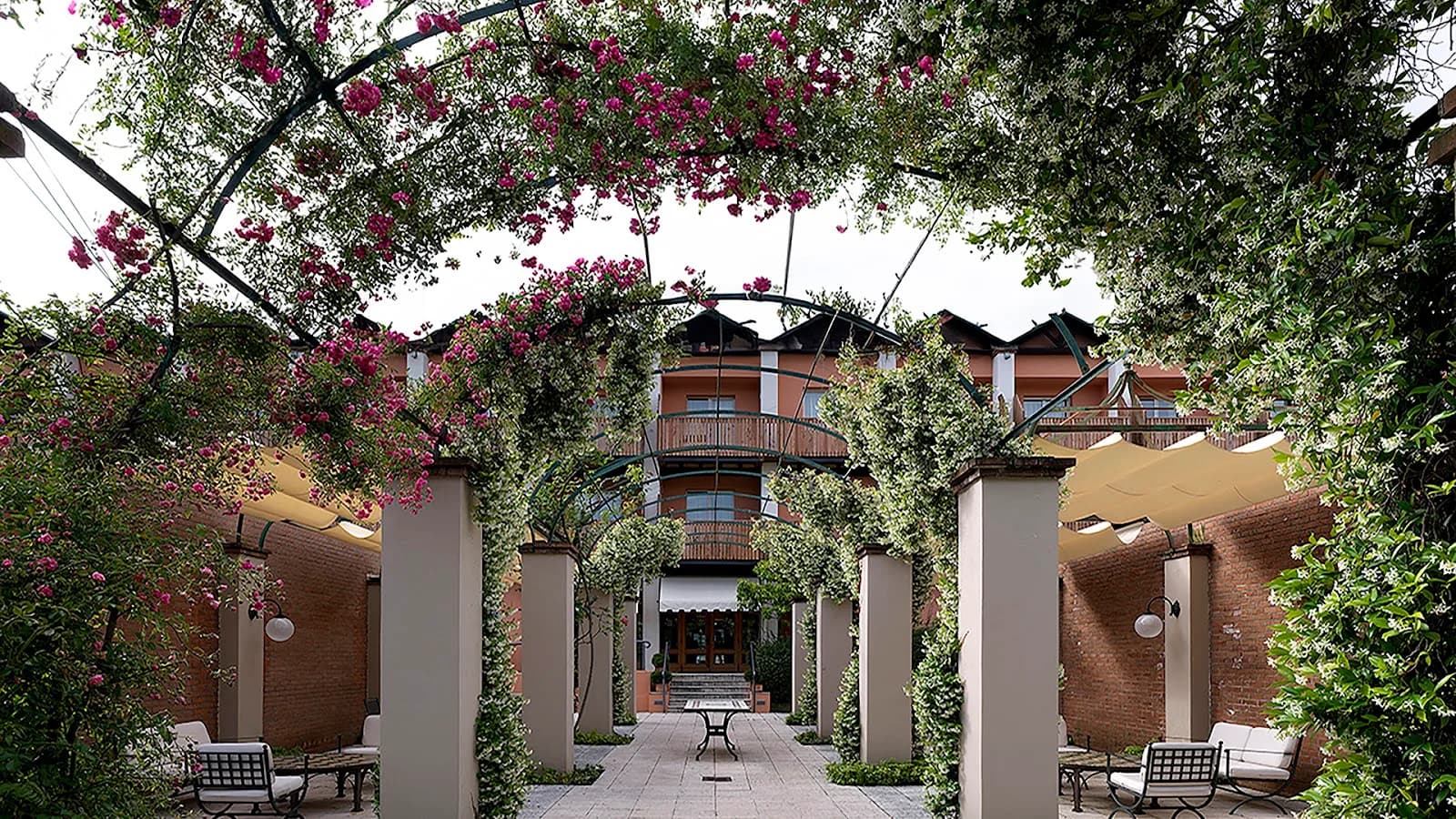 Iseolago Hotel