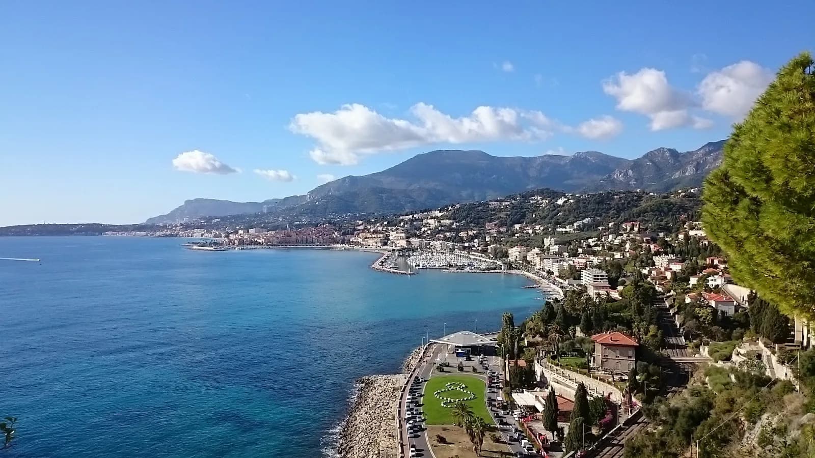 La Spiaggetta Dei Balzi Rossi