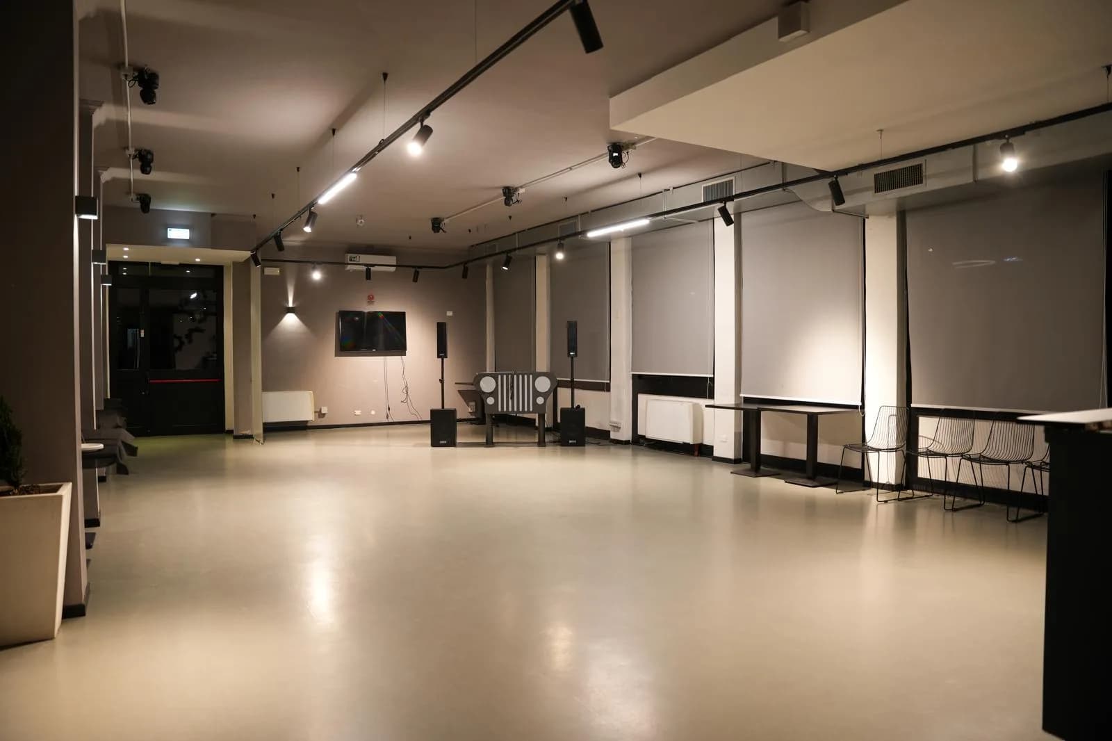 Line Space Events And Party