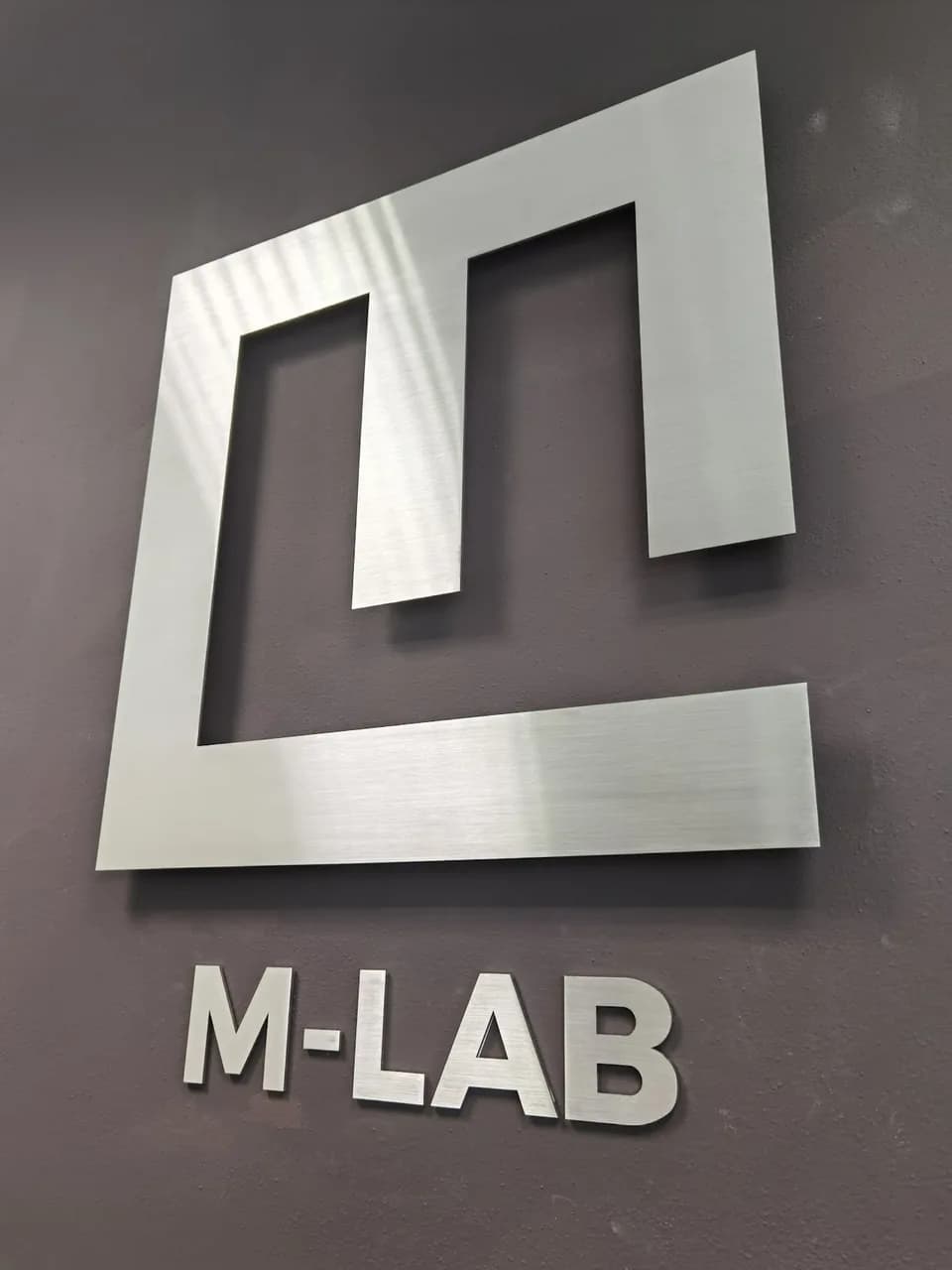 M Lab