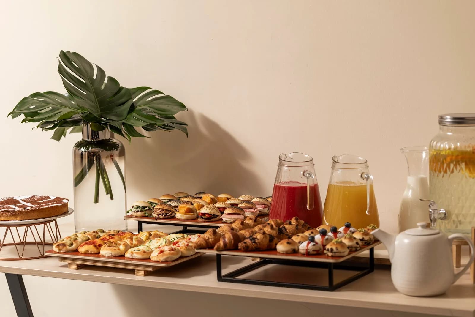 Moderno Hotel Roma