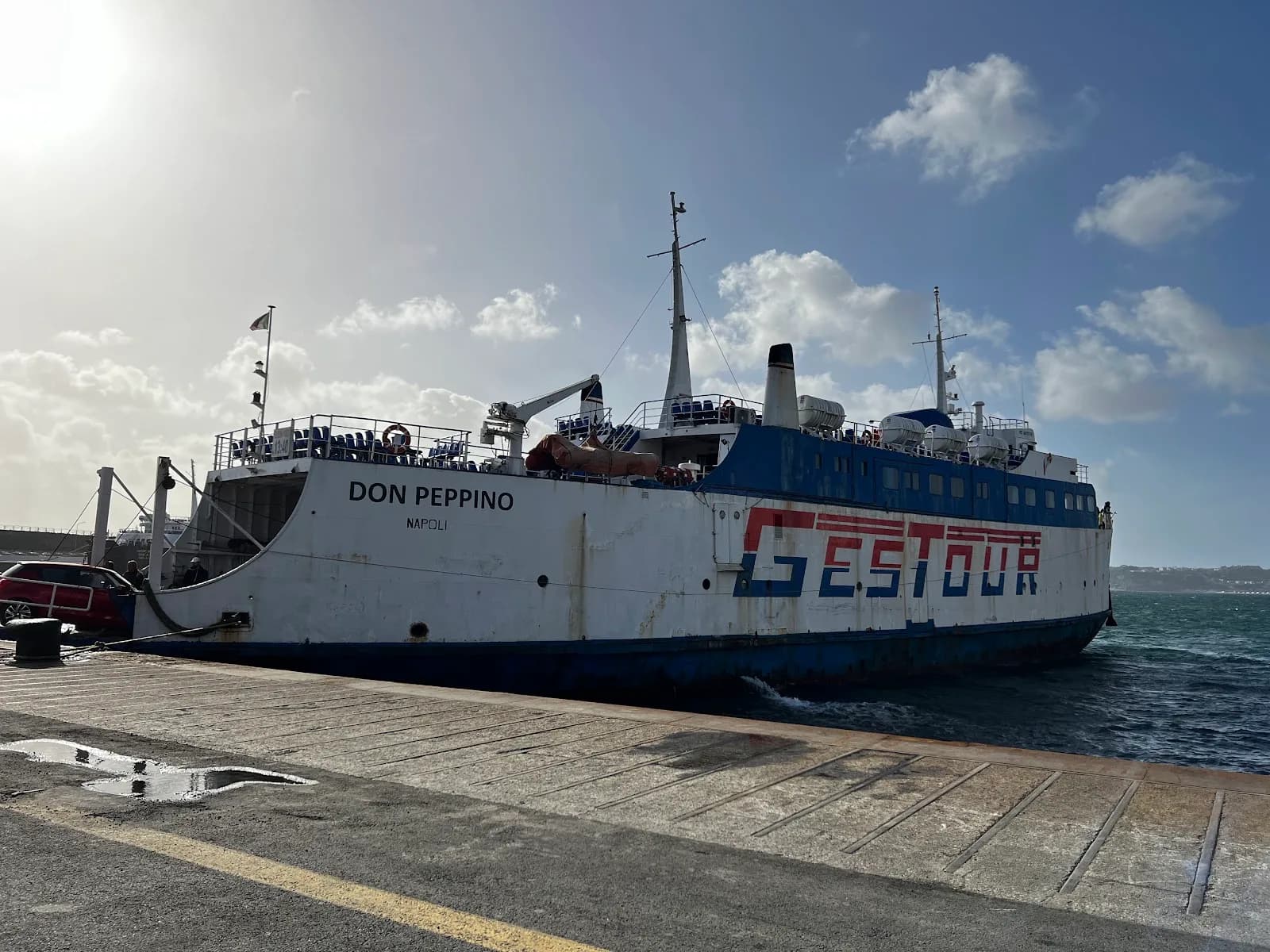 Nave Myriam