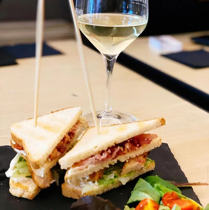 Ostinati Pane E Vino Lounge Ed Eventi