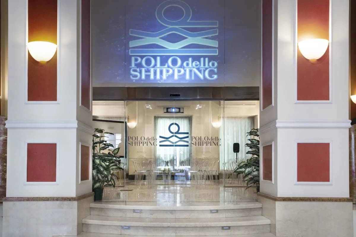 Polo Dello Shipping