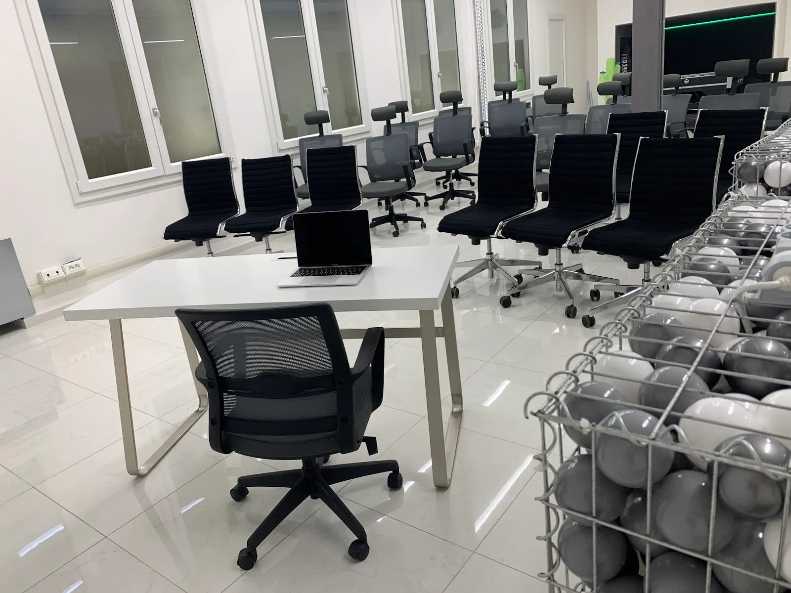 Reaction Coworking