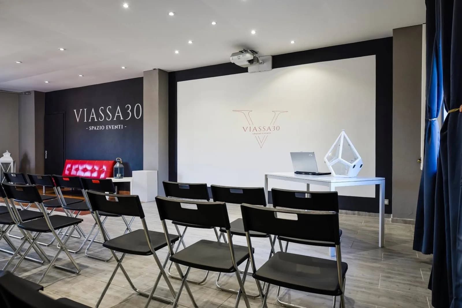 Viassa30