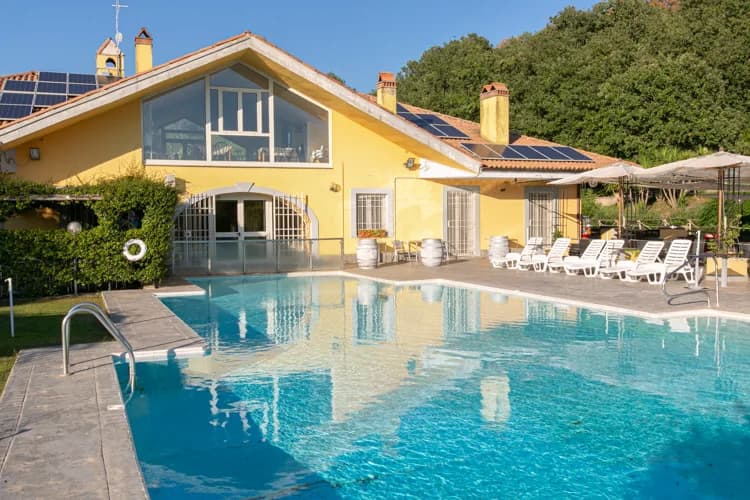 Agriturismo Il Casale Delle Ginestre