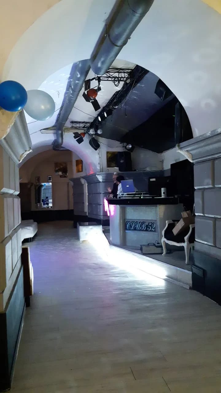 Club 52