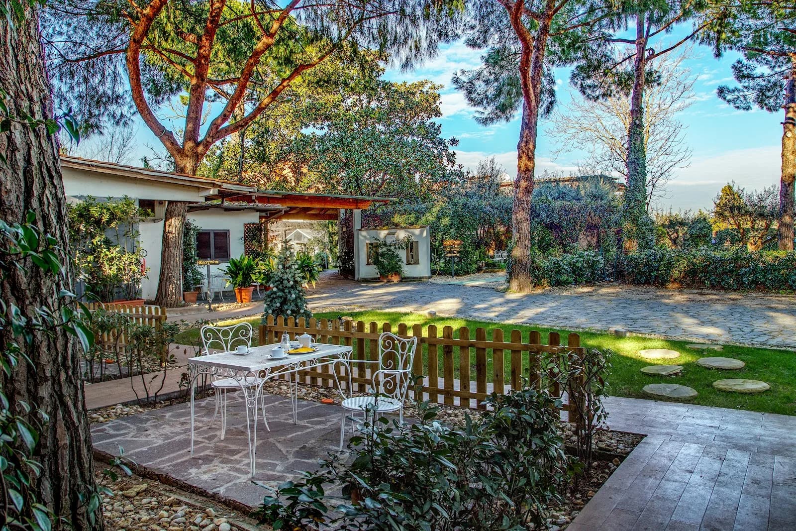 Borgo Palmieri Ristorante & Hotel