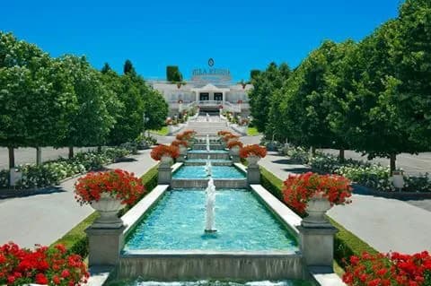 Villa Regina Iconic Event