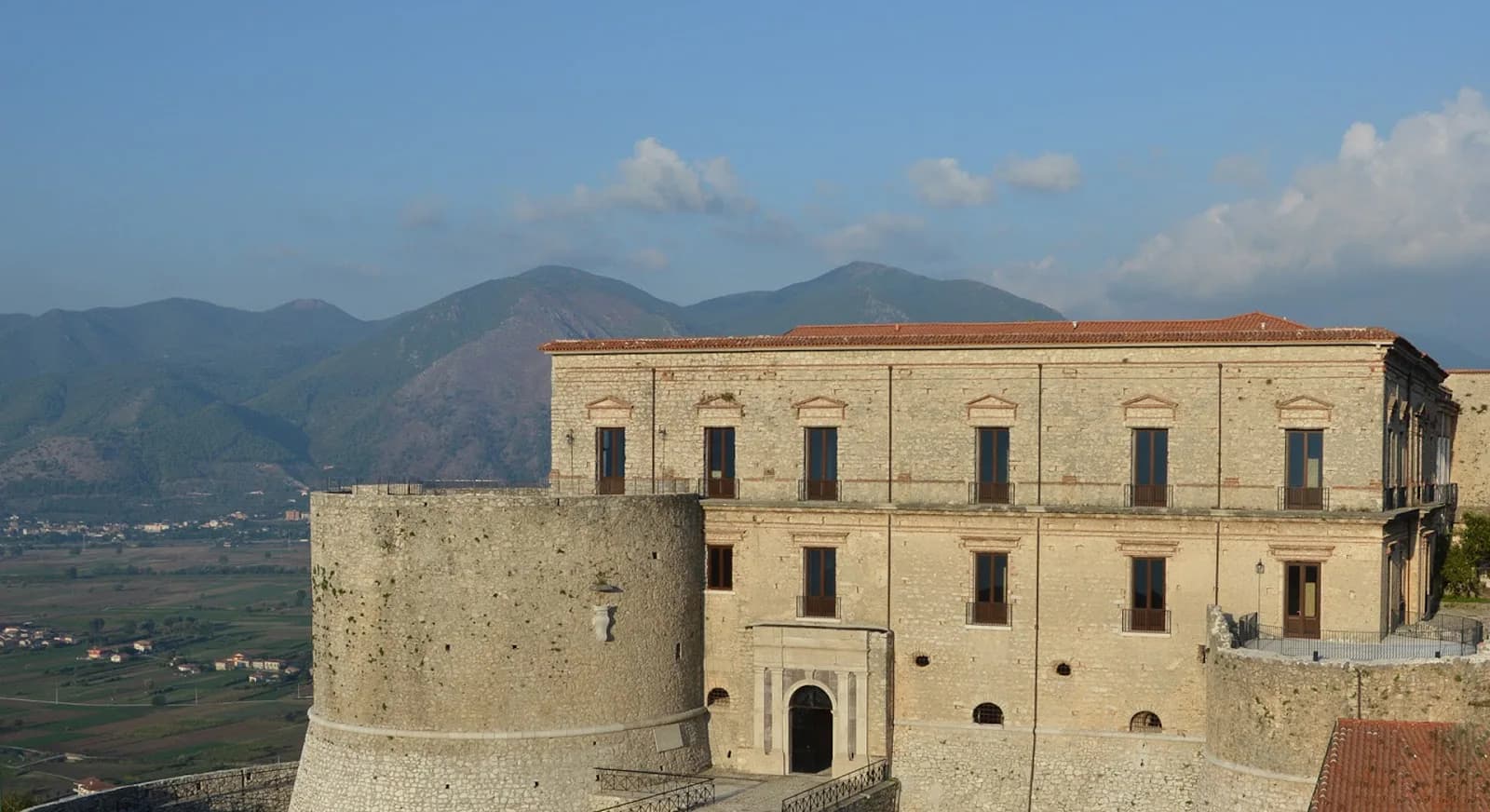 Castello Macchiaroli